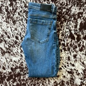 Forever 21 skinny jeans